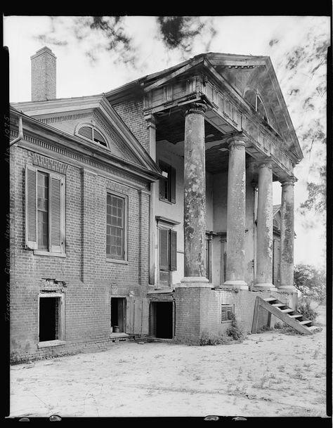 Saunders-Goode-Hall House