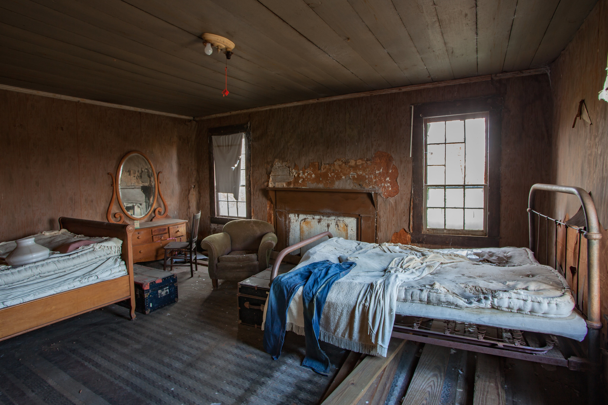 Abandoned Farmhouse